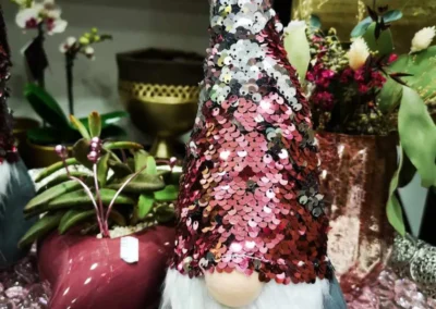 Weihnachtswichtel mit Pailletten, Blumen Rosenhammer Oetz